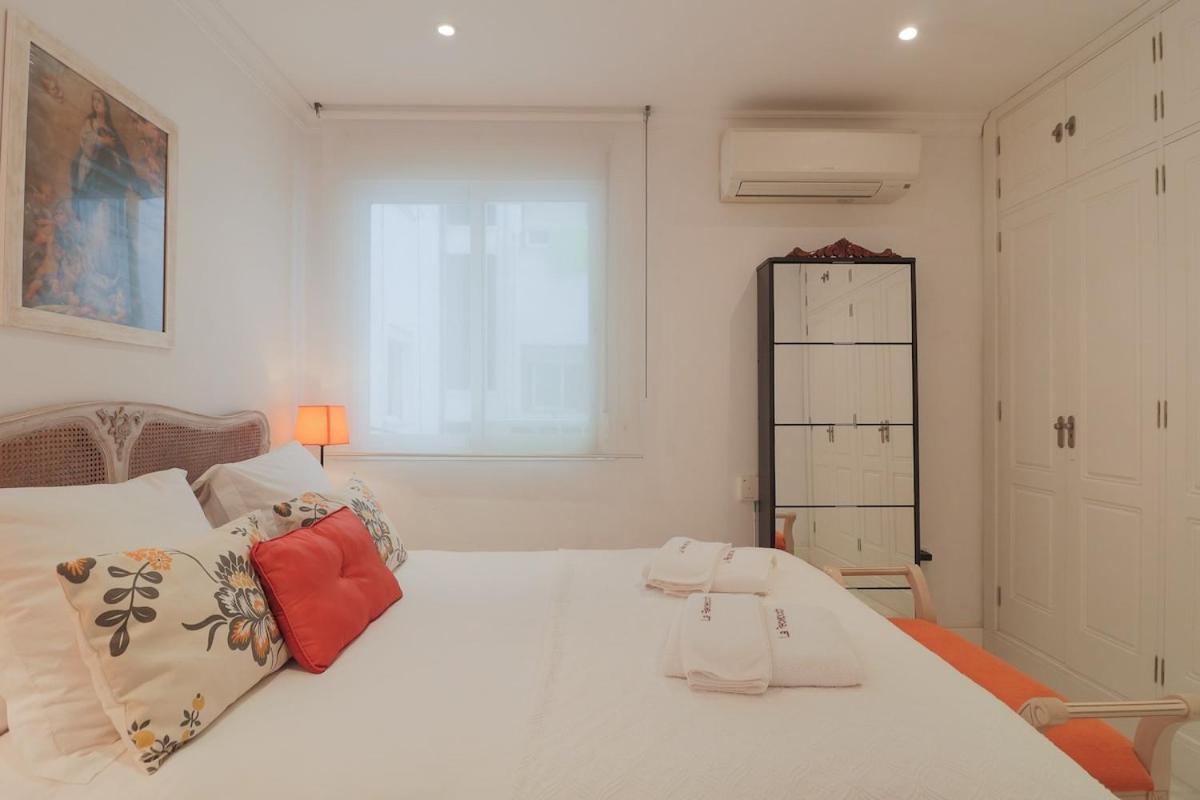 C1 - Seaside Malagueta Central Apartment Малага Екстериор снимка